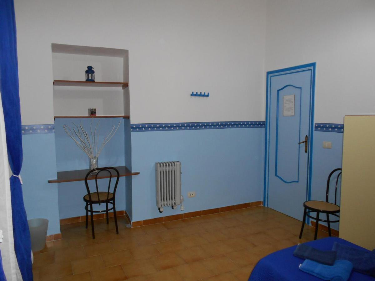 Robby'S House Bed & Breakfast Vico Equense Buitenkant foto
