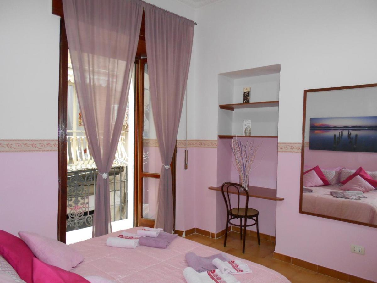 Robby'S House Bed & Breakfast Vico Equense Buitenkant foto