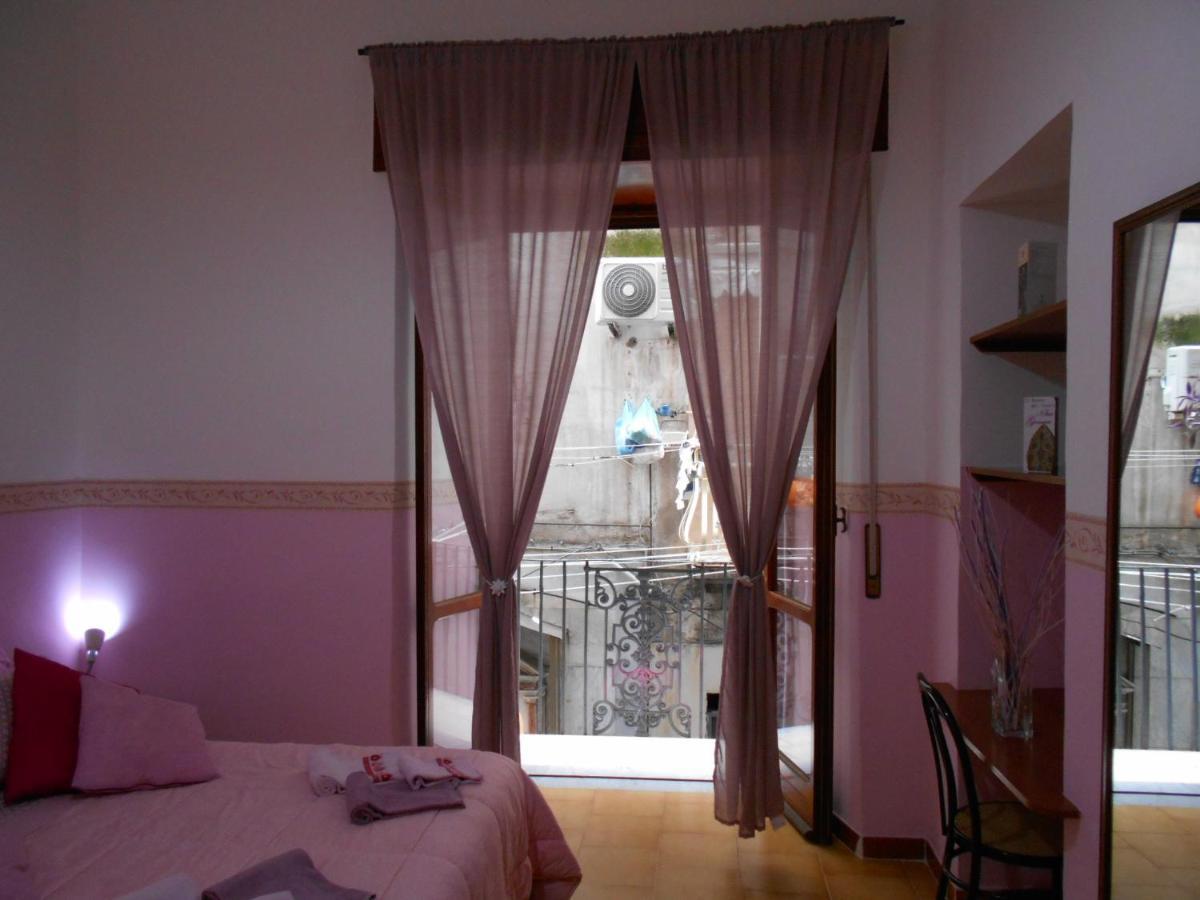 Robby'S House Bed & Breakfast Vico Equense Buitenkant foto