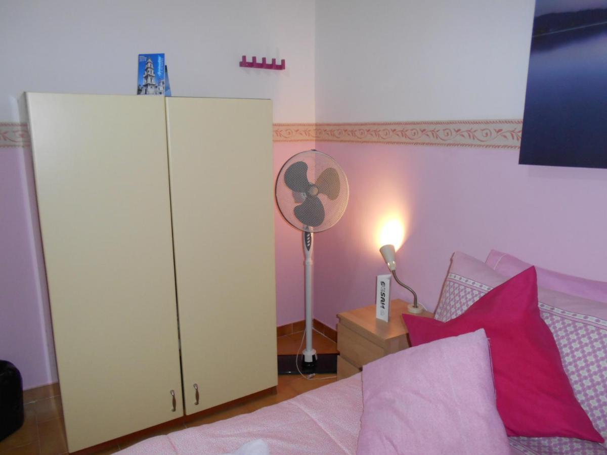 Robby'S House Bed & Breakfast Vico Equense Buitenkant foto