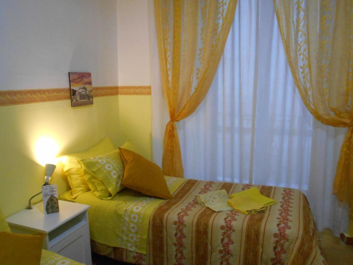 Robby'S House Bed & Breakfast Vico Equense Buitenkant foto